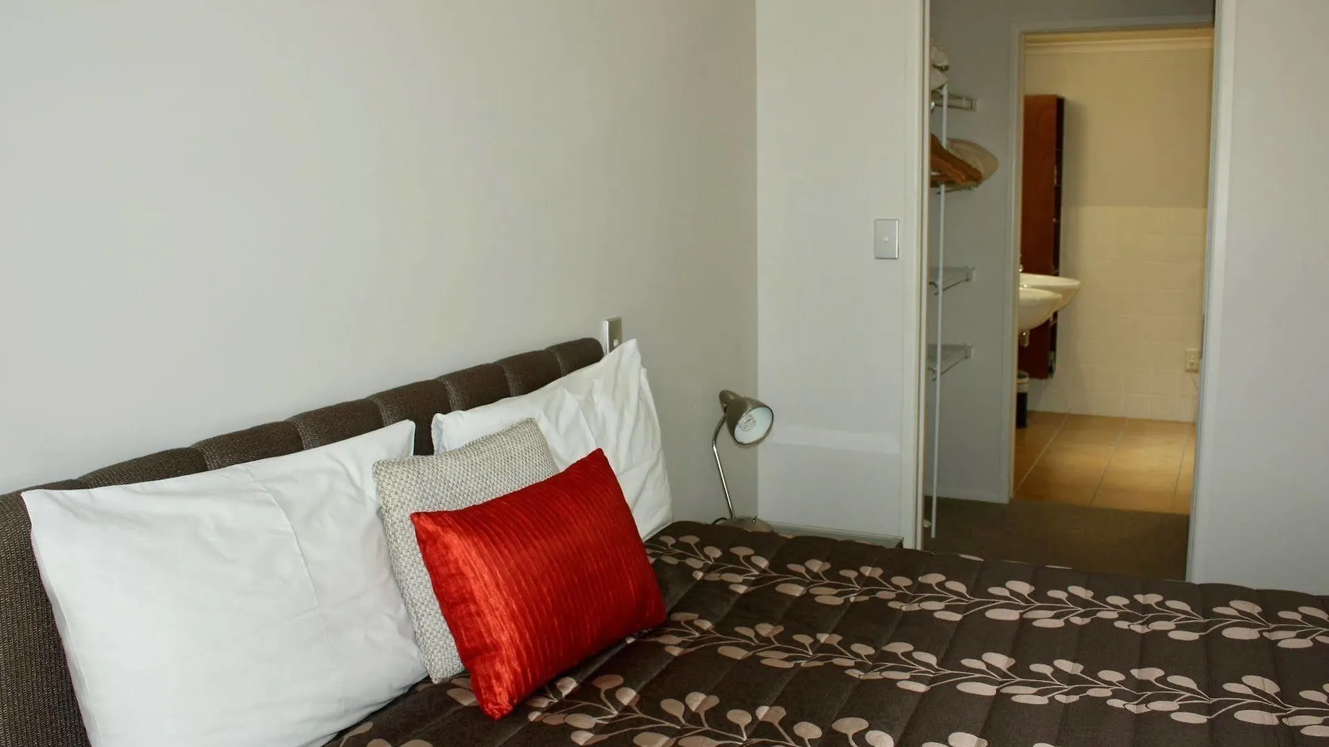 The Reef Beachfront Apartments Mount Maunganui New Zealand
