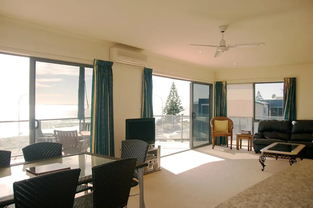 The Reef Beachfront Apartments Mount Maunganui