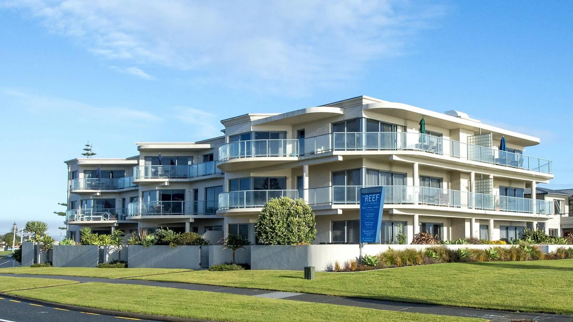 The Reef Beachfront Apartments Mount Maunganui 5*,  New Zealand